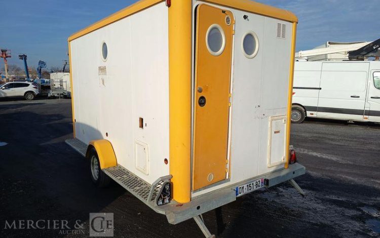 CNSE ABRI CHANTIER 9M2 ISOLE + WC  DY-151-BZ