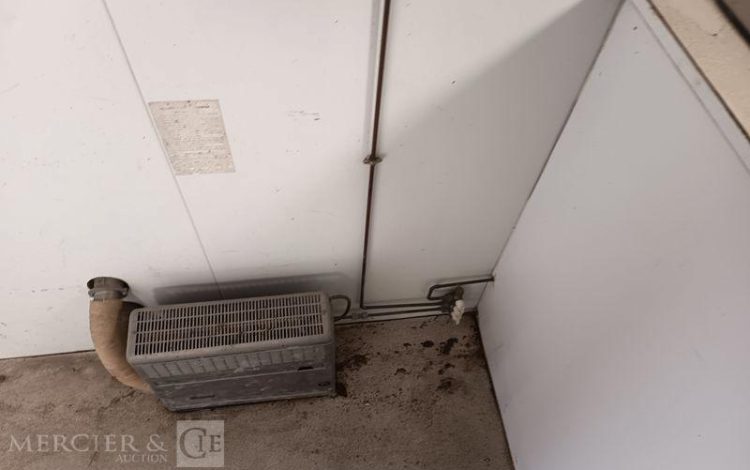 CNSE ABRI CHANTIER 9M2 ISOLE + WC  DY-151-BZ