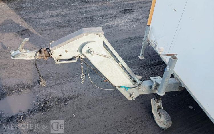 CNSE ABRI CHANTIER 9M2 ISOLE + WC  DY-151-BZ