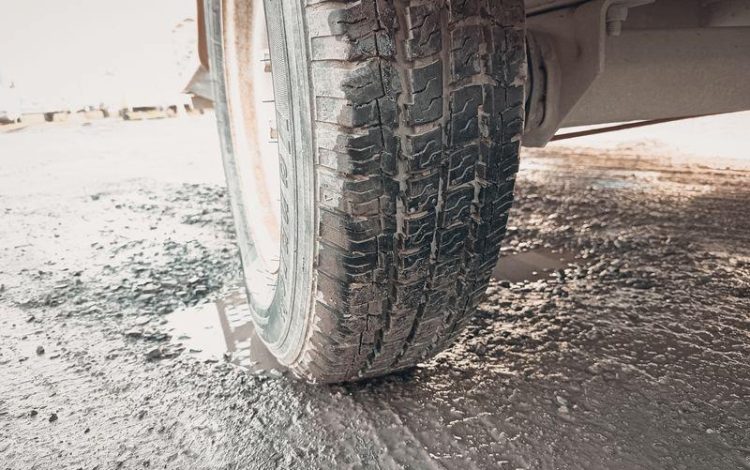 CNSE ABRI CHANTIER 9M2 ISOLE + WC  DY-151-BZ