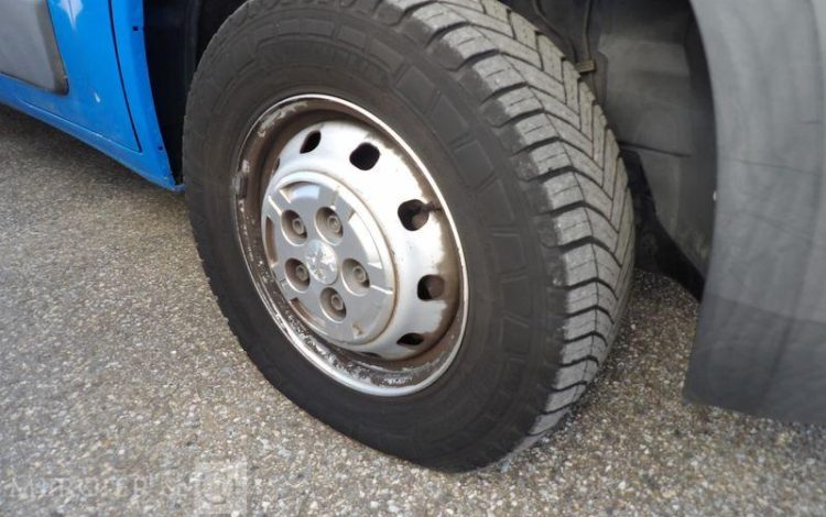 PEUGEOT BOXER HDI BLEU DZ-647-ES