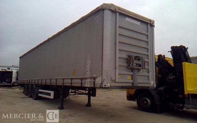 FRUEHAUF SEMI REMORQUE  EC-493-KE