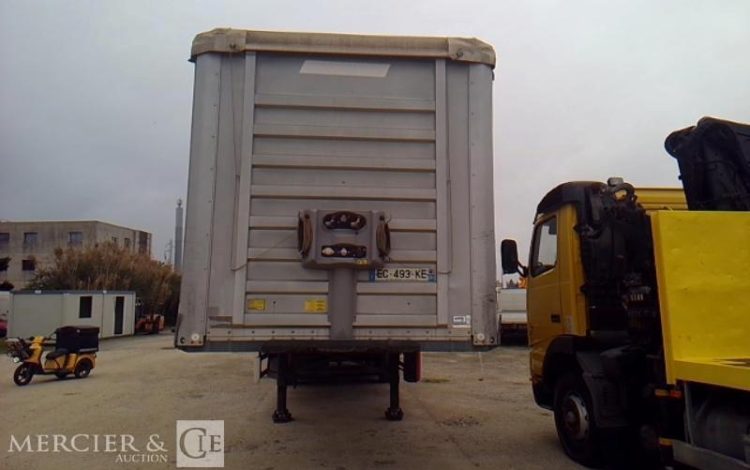 FRUEHAUF SEMI REMORQUE  EC-493-KE