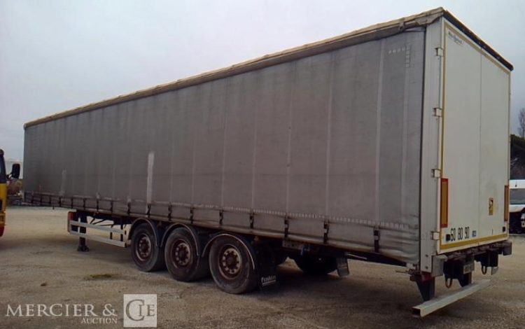 FRUEHAUF SEMI REMORQUE  EC-493-KE