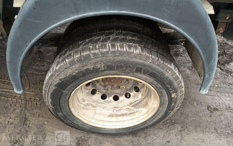 FORD TRANSIT 350L BENNE SIMPLE CABINE COFFRE  EC-888-ZD