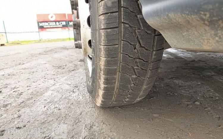 FORD TRANSIT 350L BENNE SIMPLE CABINE COFFRE  EC-888-ZD