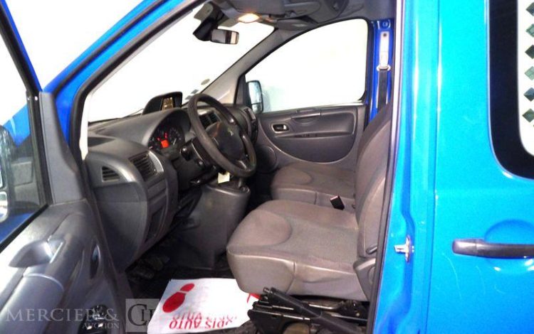PEUGEOT EXPERT HDI BLEU ED-180-VQ