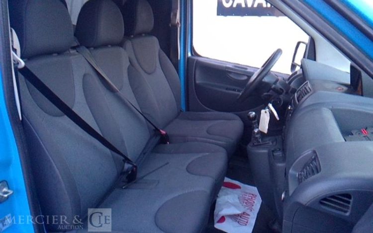 PEUGEOT EXPERT HDI BLEU ED-291-VQ