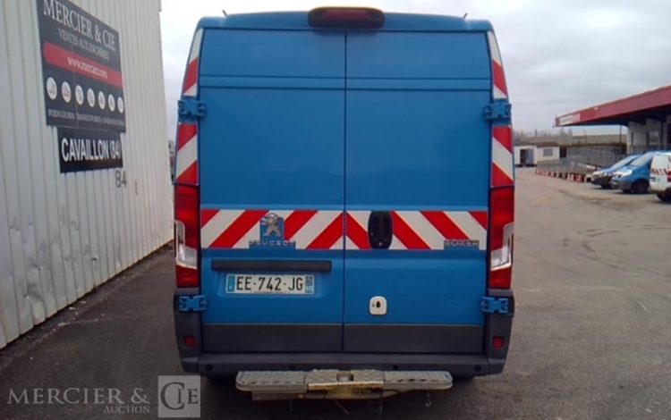 PEUGEOT BOXER FOURGON 335 2.2 HDI 150 L2H2 PACK CD CLIM NAVI BLEU EE-742-JG