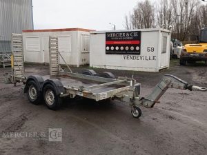 HUBIERE REMORQUE PORTE ENGIN 2 ESSIEUX –  PTAC 3,5 TONNES – ANNEE 2017  EK-576-ED
