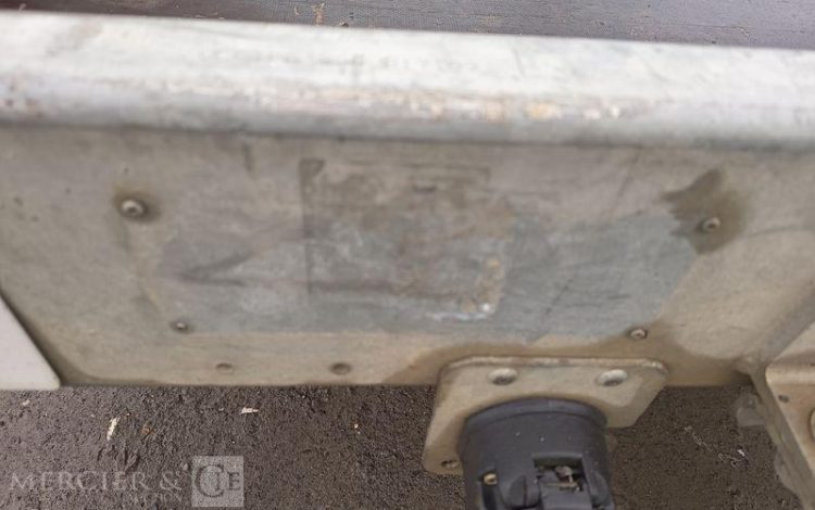 HUBIERE REMORQUE PORTE ENGIN 2 ESSIEUX –  PTAC 3,5 TONNES – ANNEE 2017  EK-576-ED
