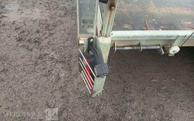 HUBIERE REMORQUE PORTE ENGIN 2 ESSIEUX –  PTAC 3,5 TONNES – ANNEE 2017  EK-576-ED