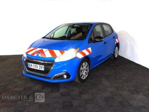 PEUGEOT 208 HDI BLEU EM-319-ZR