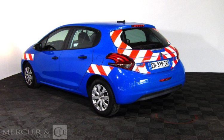 PEUGEOT 208 HDI BLEU EM-319-ZR