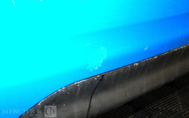 PEUGEOT 208 HDI BLEU EM-319-ZR