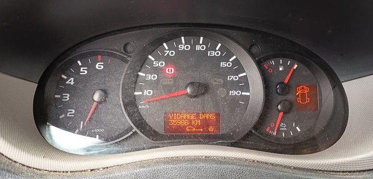 RENAULT MASTER III PHASSE 2 L2H2 2.3 DCI 16V 130 CV AVEC NACELLE KLUBB K26 – 10 M –  EM-363-HP