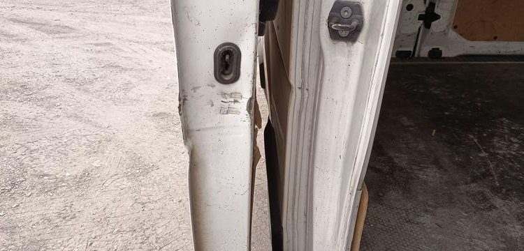 RENAULT MASTER III PHASSE 2 L2H2 2.3 DCI 16V 130 CV AVEC NACELLE KLUBB K26 – 10 M –  EM-363-HP