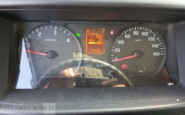 NISSAN NT400 AVEC NACELLE COMET 30FT00003 16M – 1464 HEURES – 37910 KMS – ANNEE 2017 BLEU EP-833-BD