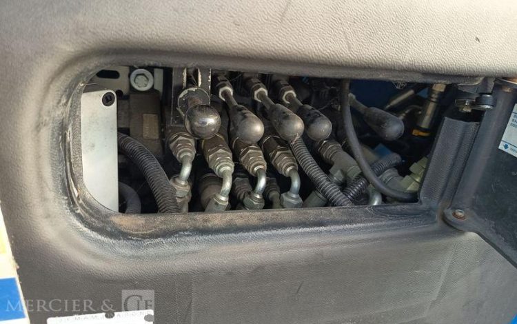 NISSAN NT400 AVEC NACELLE COMET 30FT00003 16M – 1464 HEURES – 37910 KMS – ANNEE 2017 BLEU EP-833-BD