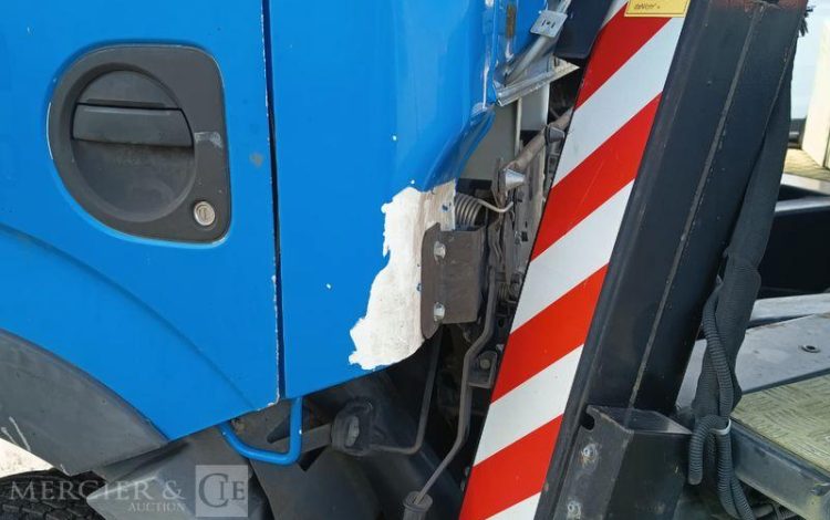 NISSAN NT400 AVEC NACELLE COMET 30FT00003 16M – 1464 HEURES – 37910 KMS – ANNEE 2017 BLEU EP-833-BD