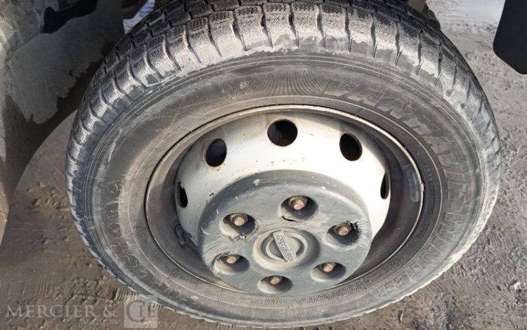 NISSAN NT400 AVEC NACELLE COMET 30FT00003 16M – 1464 HEURES – 37910 KMS – ANNEE 2017 BLEU EP-833-BD