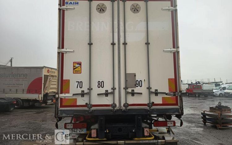 RENAULT D26 WIDE P6X2 BACHE AVEC HAYON DHOLLANDIA – PTAC 19 TONNES – DIESEL – ANNEE 2017 BLANC EP-942-ZH
