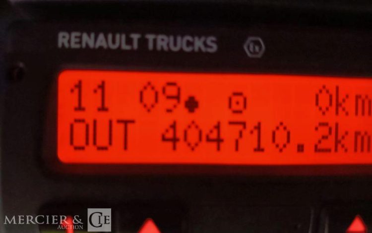 RENAULT D26 WIDE P6X2 BACHE AVEC HAYON DHOLLANDIA – PTAC 19 TONNES – DIESEL – ANNEE 2017 BLANC EP-942-ZH