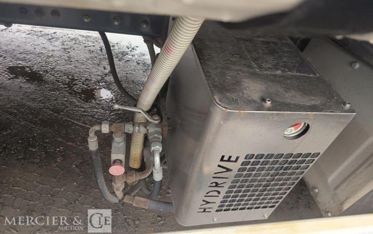 RENAULT D26 WIDE P6X2 BACHE AVEC HAYON DHOLLANDIA – PTAC 19 TONNES – DIESEL – ANNEE 2017 BLANC EP-942-ZH