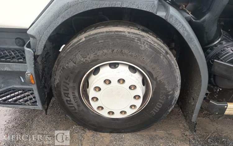 RENAULT D26 WIDE P6X2 BACHE AVEC HAYON DHOLLANDIA – PTAC 19 TONNES – DIESEL – ANNEE 2017 BLANC EP-942-ZH