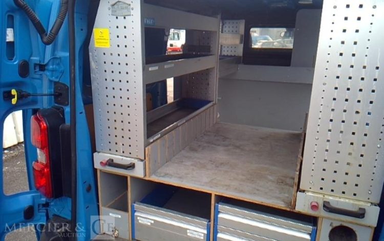 PEUGEOT EXPERT HDI BLEU ER-015-AF