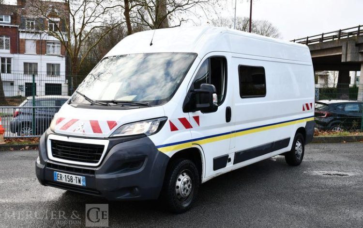 PEUGEOT BOXER 335 L3H2 DOUBLE CABINE 2.0 HDI 130ch BLANC ER-158-TW