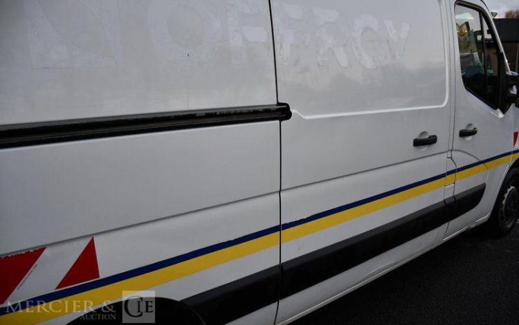 RENAULT MASTER F3500 L2H2 2.3 130ch GRAND CONFORT BLANC ER-657-LF