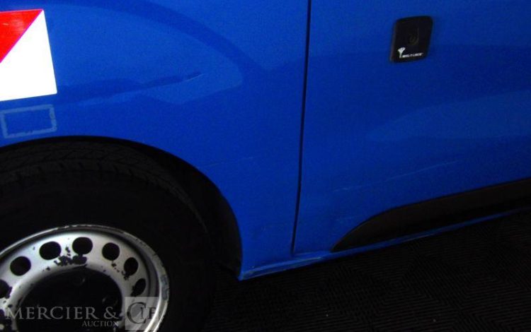 PEUGEOT EXPERT HDI BLEU ER-845-DK