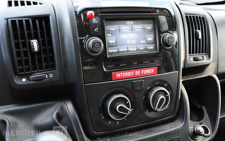 PEUGEOT BOXER 335 L2H2 2.0 HDI 130ch PREMIUM BLANC ES-170-EX