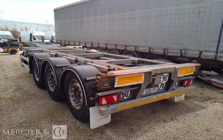 FRUEHAUF SEMI REMORQUE PORTE CONTAINER 3 ESSIEUX PTAC 38T GRIS ET-606-PF