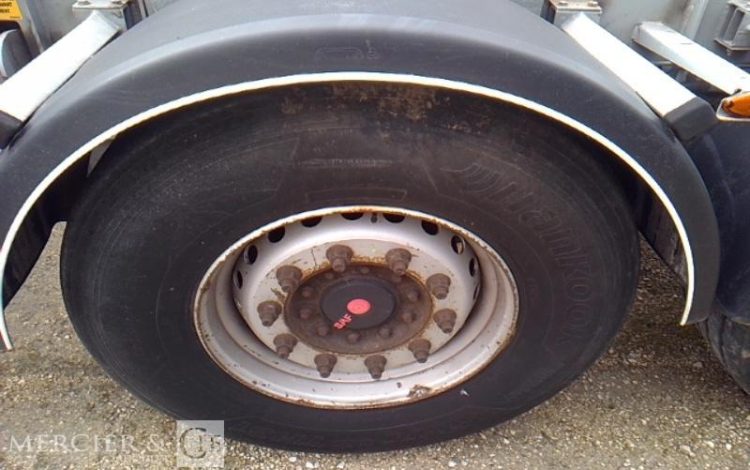 FRUEHAUF SEMI REMORQUE PORTE CONTAINER 3 ESSIEUX PTAC 38T GRIS ET-606-PF