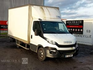 IVECO DAILY VI 35C16 2,3 D 16V 156 CV – DIESEL – 147202 KMS – ANNEE 2018 BLANC EV-123-NF