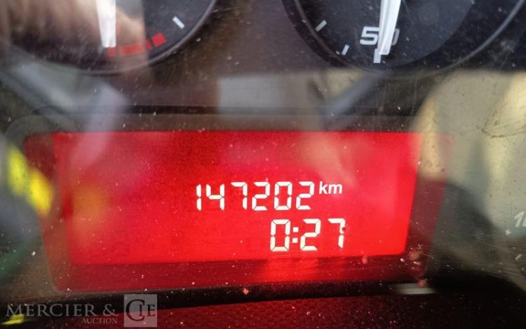 IVECO DAILY VI 35C16 2,3 D 16V 156 CV – DIESEL – 147202 KMS – ANNEE 2018 BLANC EV-123-NF