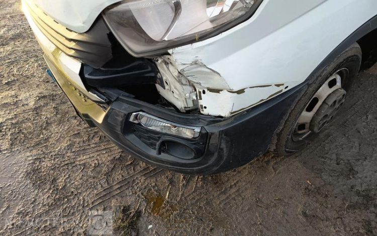 IVECO DAILY VI 35C16 2,3 D 16V 156 CV – DIESEL – 147202 KMS – ANNEE 2018 BLANC EV-123-NF