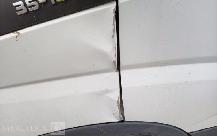 IVECO DAILY VI 35C16 2,3 D 16V 156 CV – DIESEL – 147202 KMS – ANNEE 2018 BLANC EV-123-NF