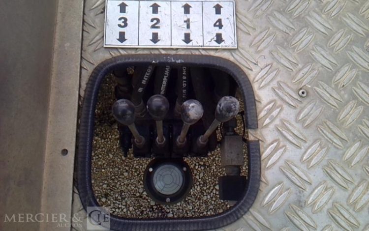 MULTITEL 35-120 NACELLE SUR VL 16M MULTITEL 160 ALU 3384H ROUGE EW-670-VY