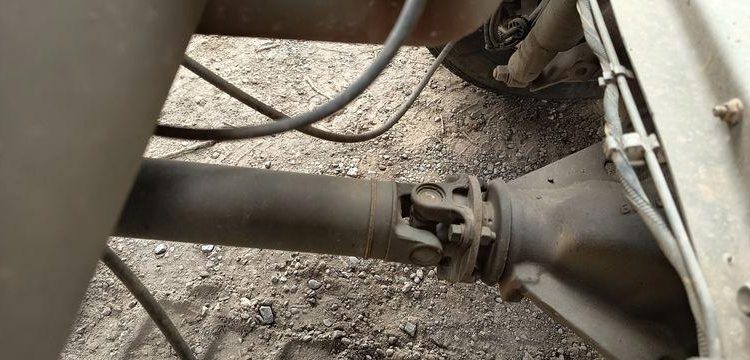 IVECO DAILY 35C12 BENNE AVEC COFFRE ACIER DIESEL – 170180 KMS – ANNEE 2018 ROUGE EW-714-HP