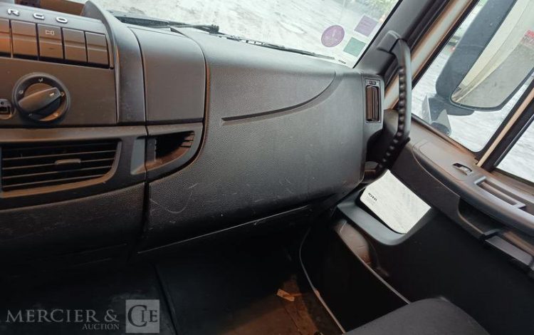 IVECO EUROCARGO ML 160-210  EX-742-KT