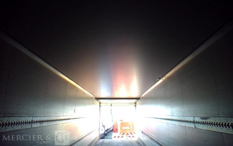 KRONE SEMI REMORQUE HAYON 3 ESSIEUX  FB-110-BQ