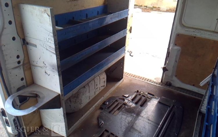 RENAULT MASTER NACELLE SUR VL KLUBB K32 12M 1462H BLANC FB-677-TN