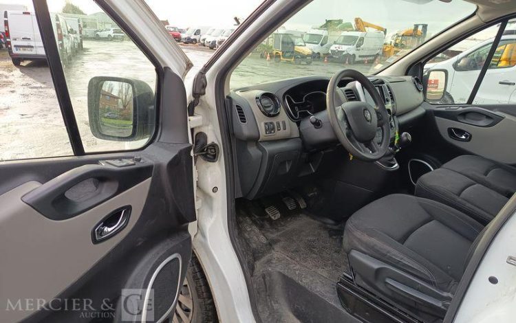 RENAULT TRAFIC III Fourgon L1H1 1000 1.6 dCi 16V Energy 125 cv – DIESEL – ANNEE 2018 BLANC FC-090-PV