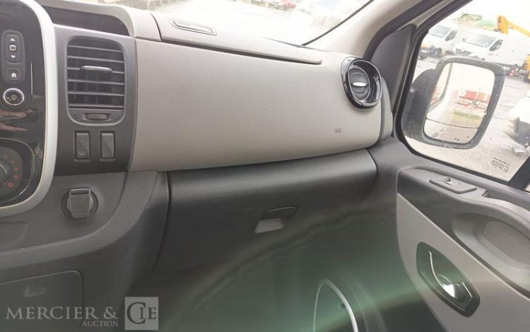 RENAULT TRAFIC III Fourgon L1H1 1000 1.6 dCi 16V Energy 125 cv – DIESEL – ANNEE 2018 BLANC FC-090-PV