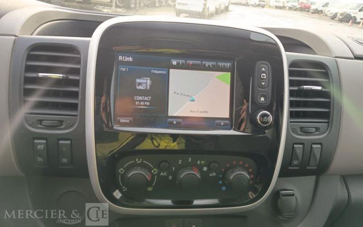 RENAULT TRAFIC III Fourgon L1H1 1000 1.6 dCi 16V Energy 125 cv – DIESEL – ANNEE 2018 BLANC FC-090-PV