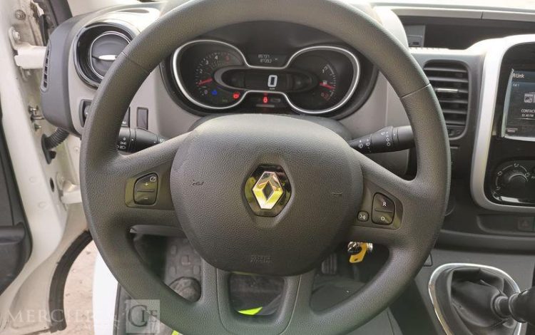 RENAULT TRAFIC III Fourgon L1H1 1000 1.6 dCi 16V Energy 125 cv – DIESEL – ANNEE 2018 BLANC FC-090-PV