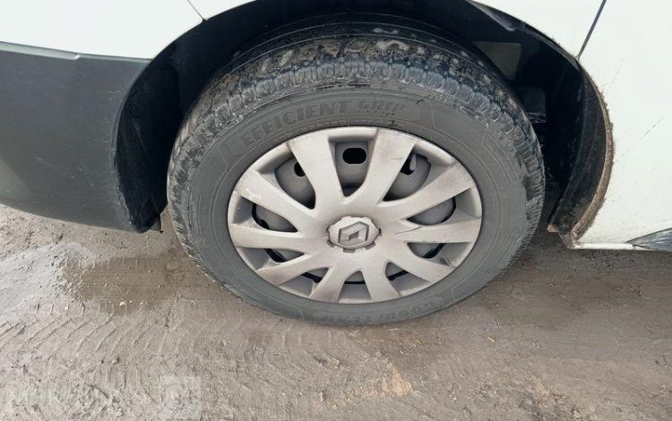 RENAULT TRAFIC III Fourgon L1H1 1000 1.6 dCi 16V Energy 125 cv – DIESEL – ANNEE 2018 BLANC FC-090-PV